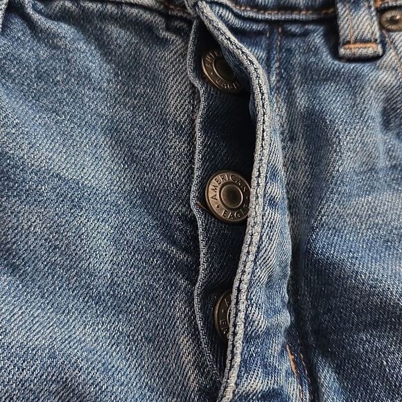 American Eagle Tomgirl Button Fly Cropped Jeans Size 8 - Picture 10 of 10